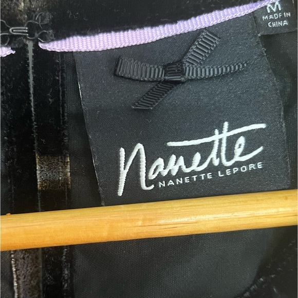 Nanette Nanette Lepore velvet halter top with lace trim size M - Picture 4 of 8